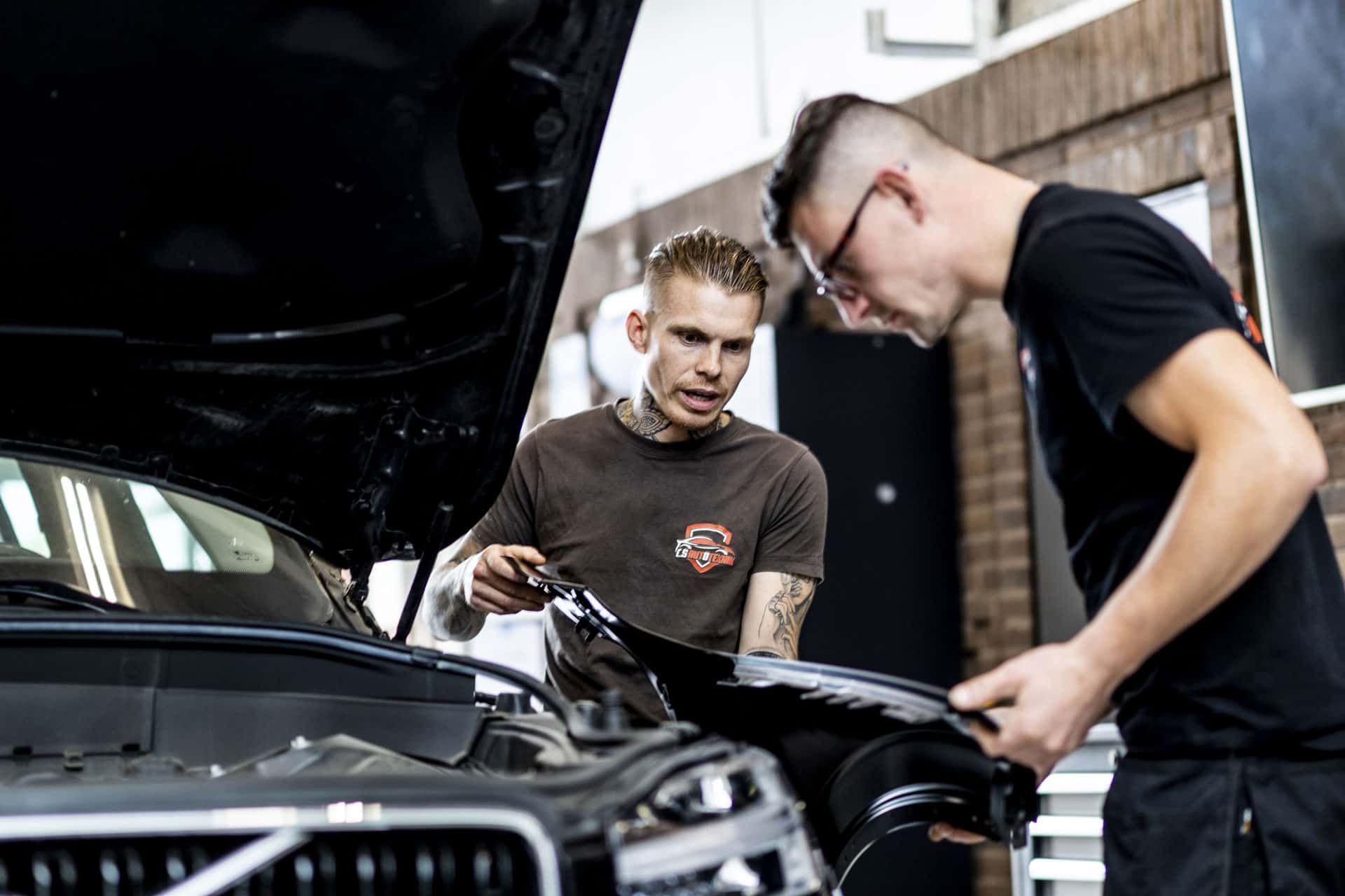 Serviceeftersyn af personbil
